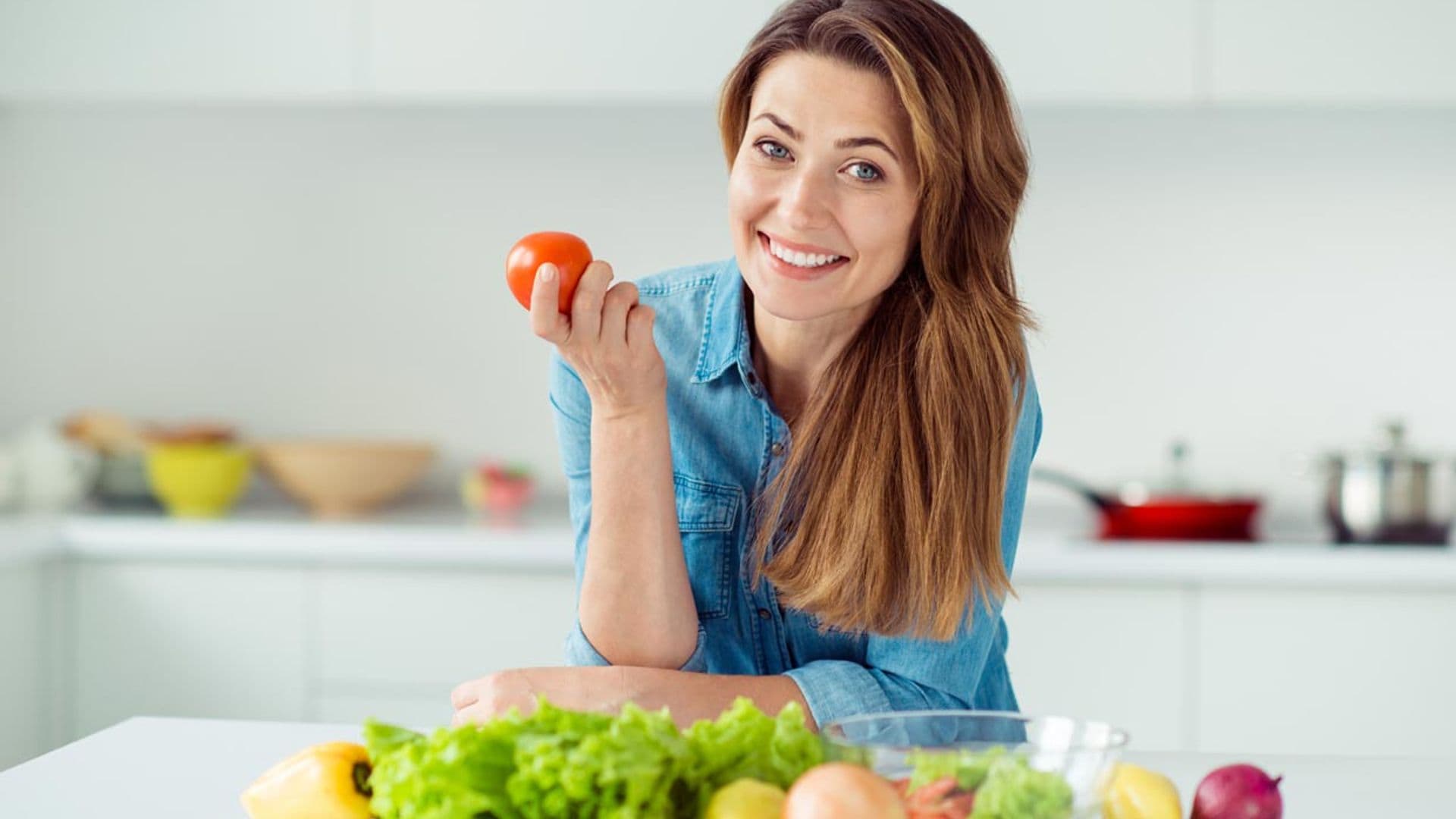10 alimentos imprescindibles para las mujeres mayores de 40 años