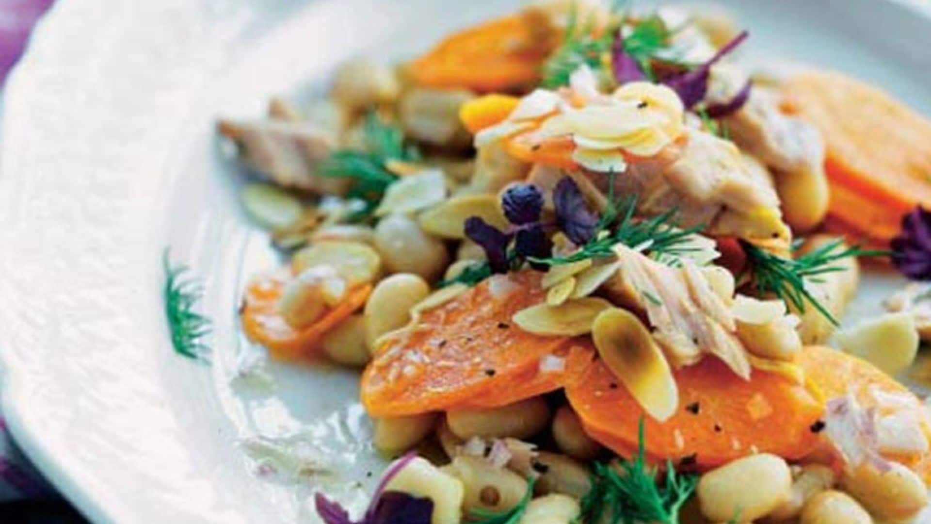 Ensalada de alubias con atún y almendras