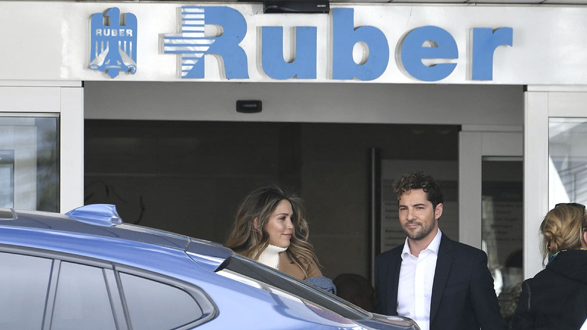 Rosanna Zanetti y David Bisbal se van a casa con su hijo Matteo