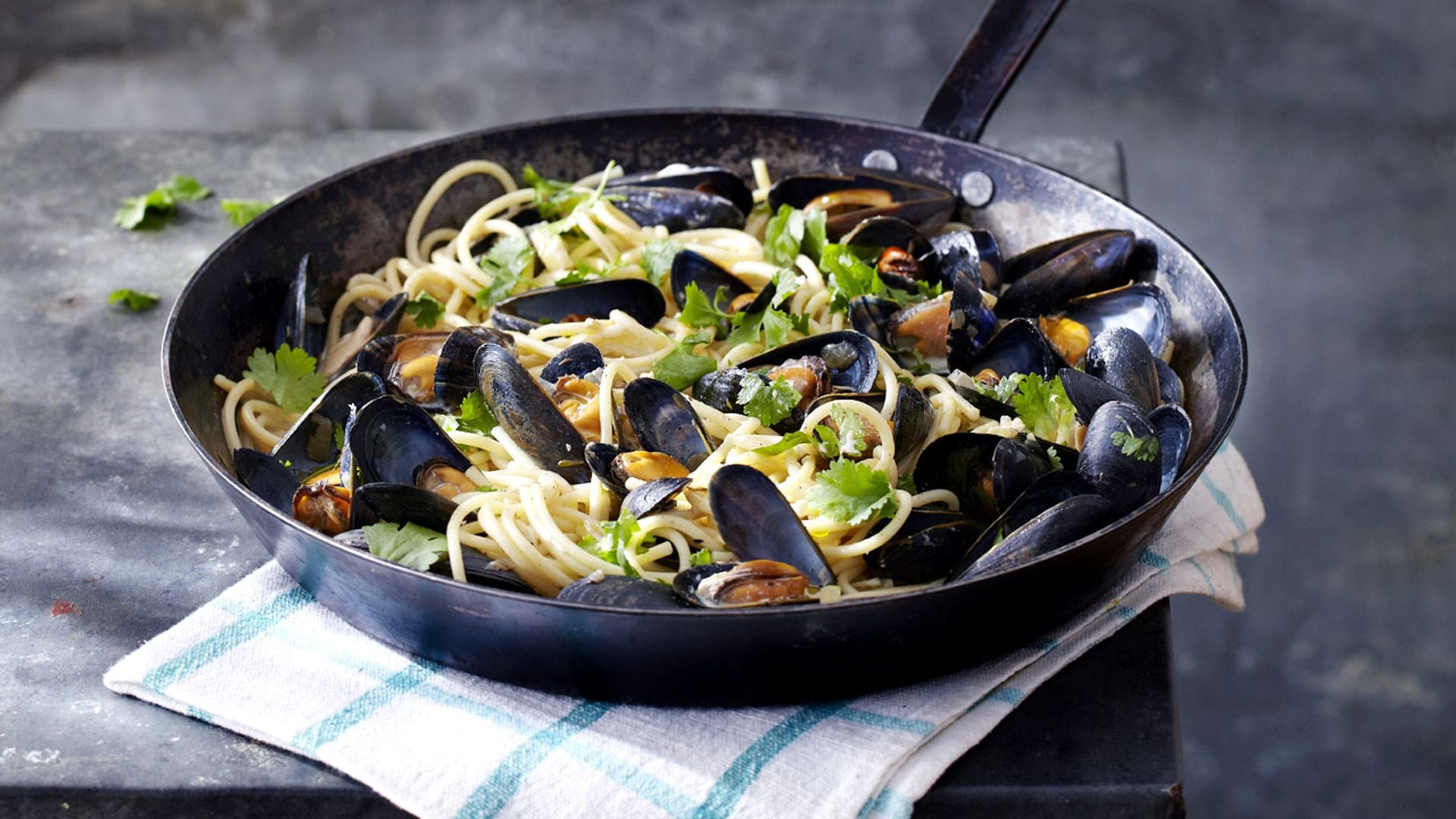 Pasta + mejillones: 10 recetas para disfrutar de este sabroso tándem gastro