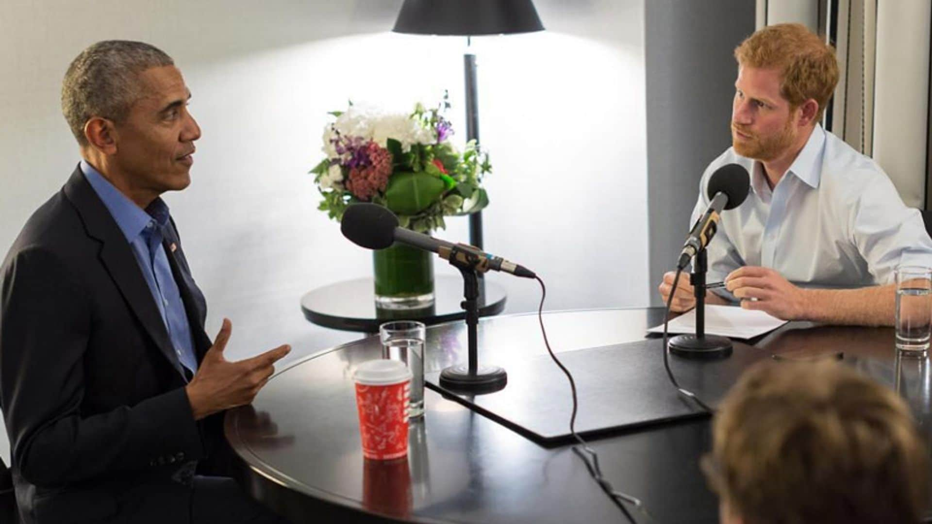 El príncipe Harry, locutor de radio por un día: sus bromas en su entrevista con Barack Obama