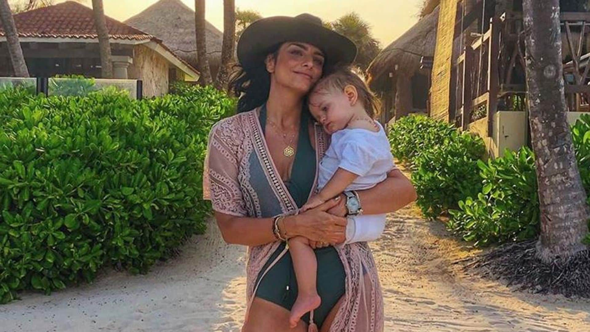 Kailani, la hija de Aislinn Derbez, es todo ternura al pronunciar los nombres de sus papás