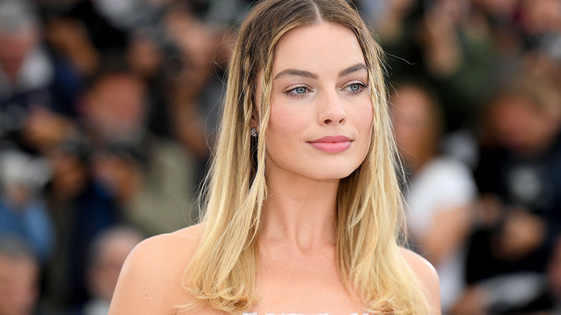 ¡Igual que Barbie! Margot Robbie impresiona en el rodaje de su nueva película