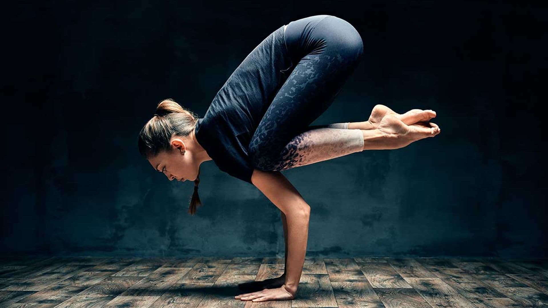 Si eres deportista, hacer yoga te beneficia doblemente