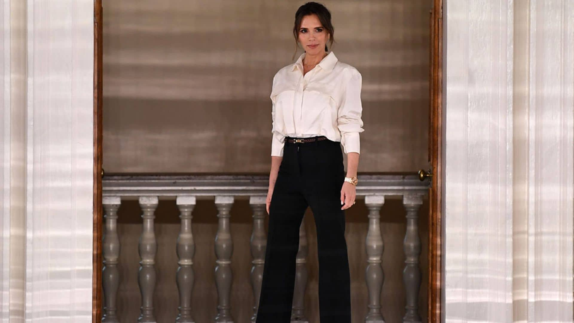 Los 5 básicos que Victoria Beckham elegiría esta temporada si fuera tu estilista