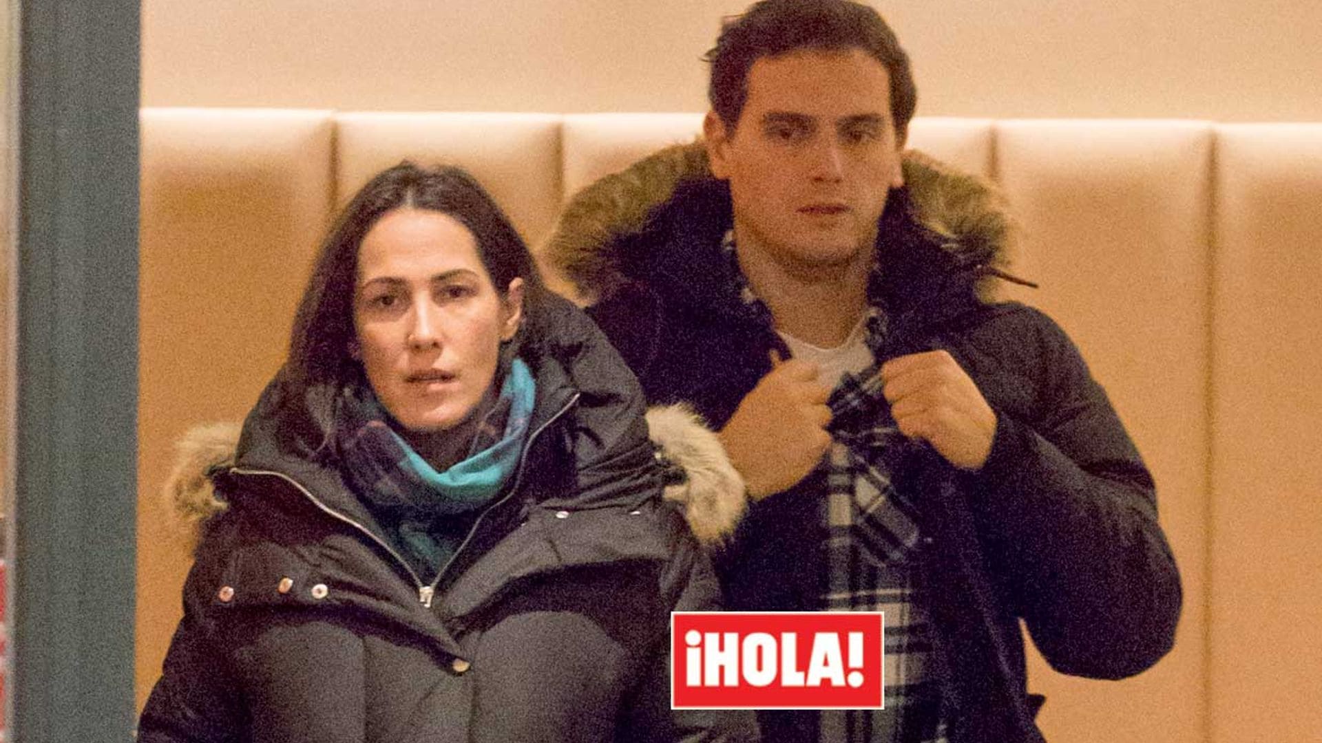 En ¡HOLA!: Malú y Albert Rivera, primeras imágenes tras confirmar que van a ser padres