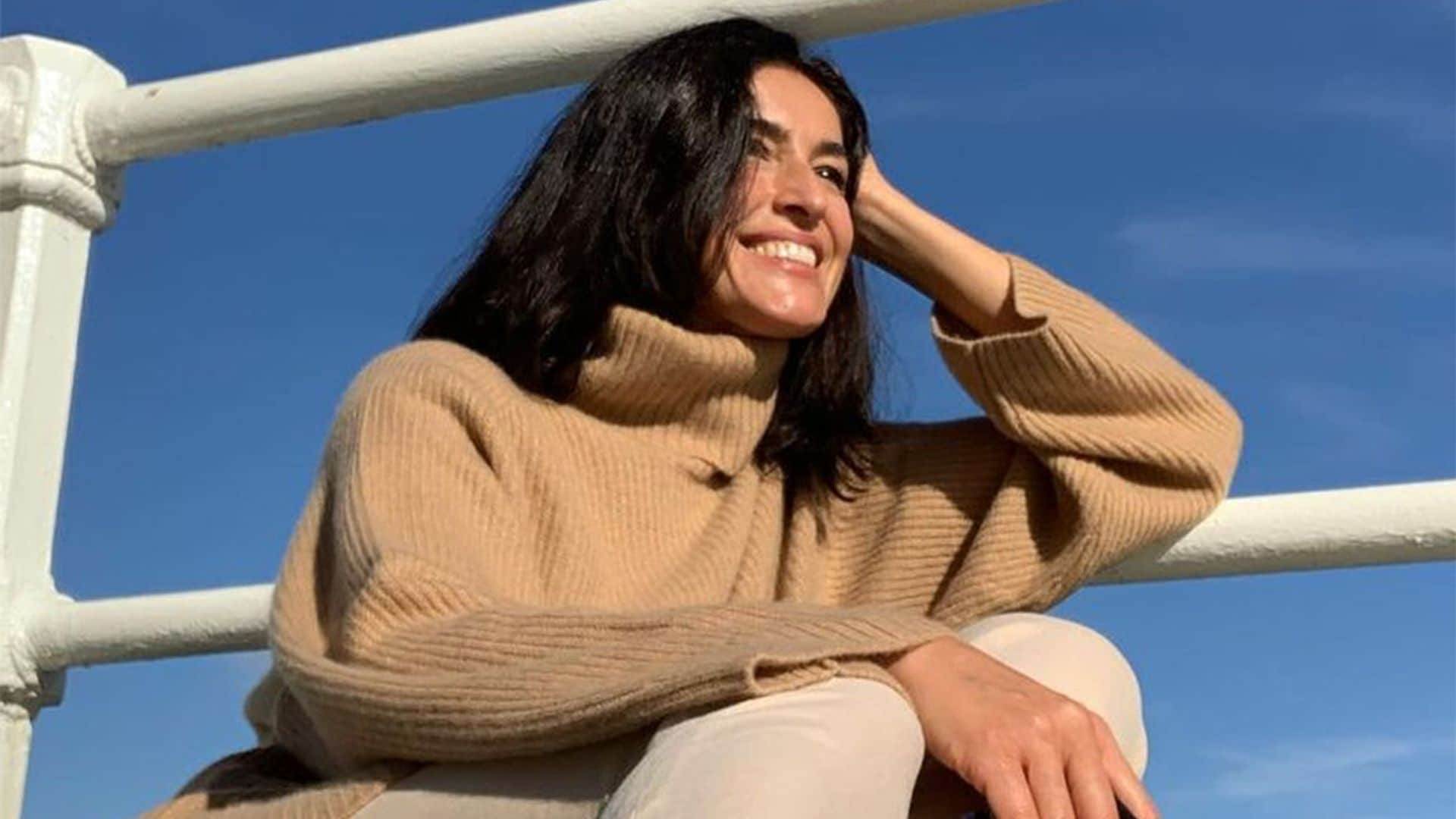 Jersey de Mango y zapatillas, el look de Blanca Romero para sus momentos de desconexión en Asturias