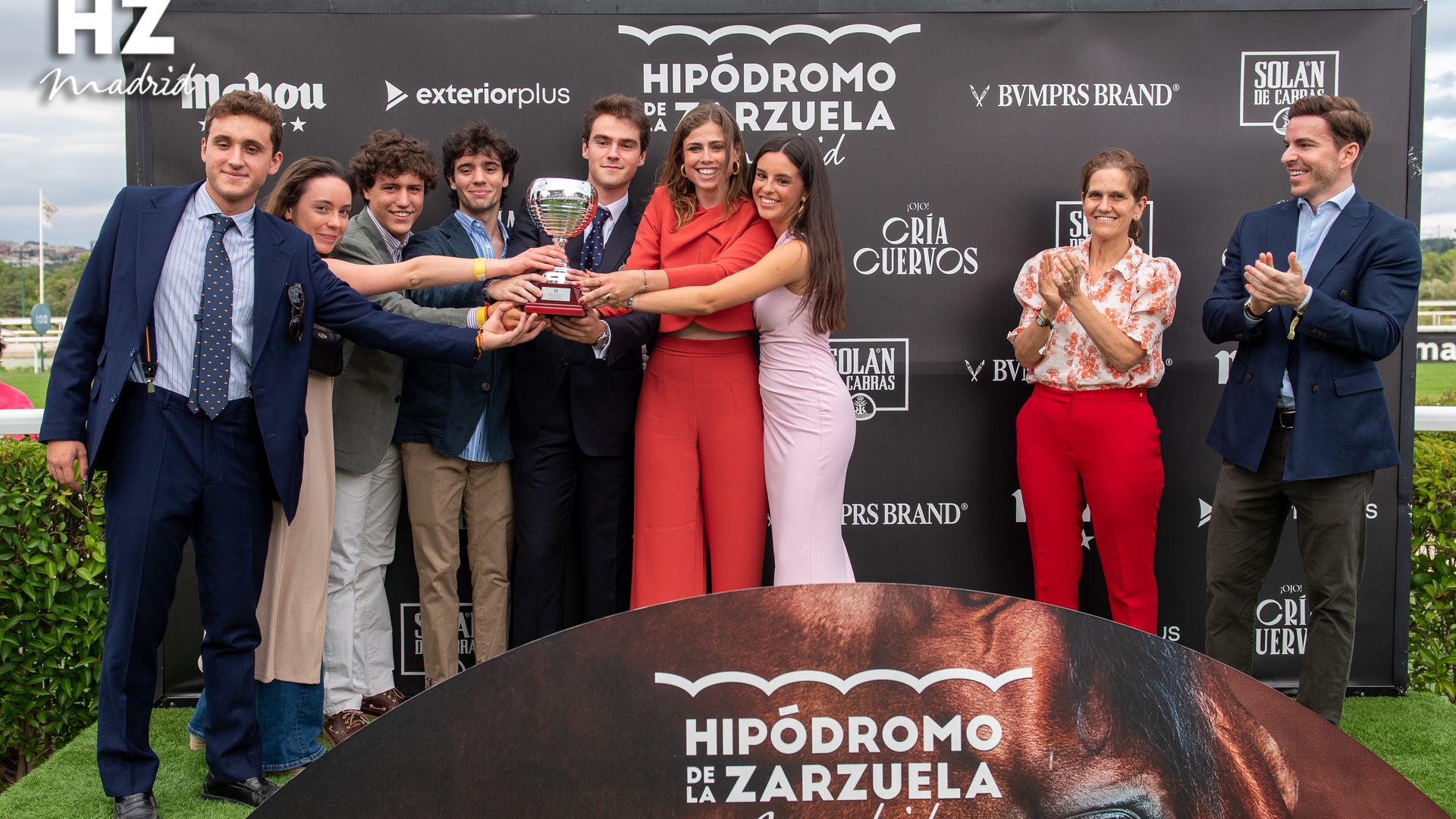 Todos los detalles del 'Premio El País', patrocinado por ¡HOLA!,  que se entregó este sábado en el Hipódromo de la Zarzuela