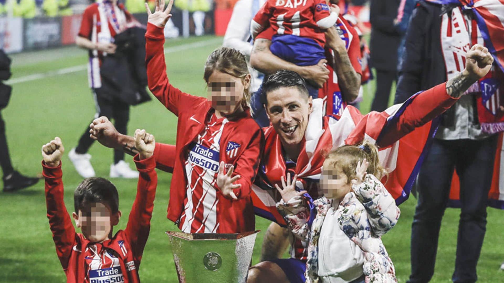 Las fotos más simpáticas de Fernando Torres con sus hijos tras cumplir su sueño