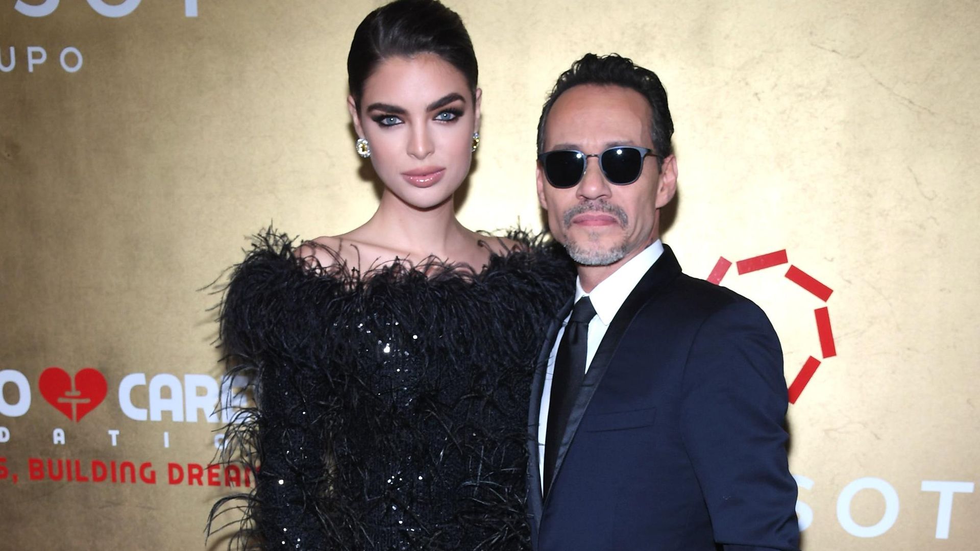 Marc Anthony y Nadia Ferreira, la pareja del momento, deslumbra en la gala Maestro Cares