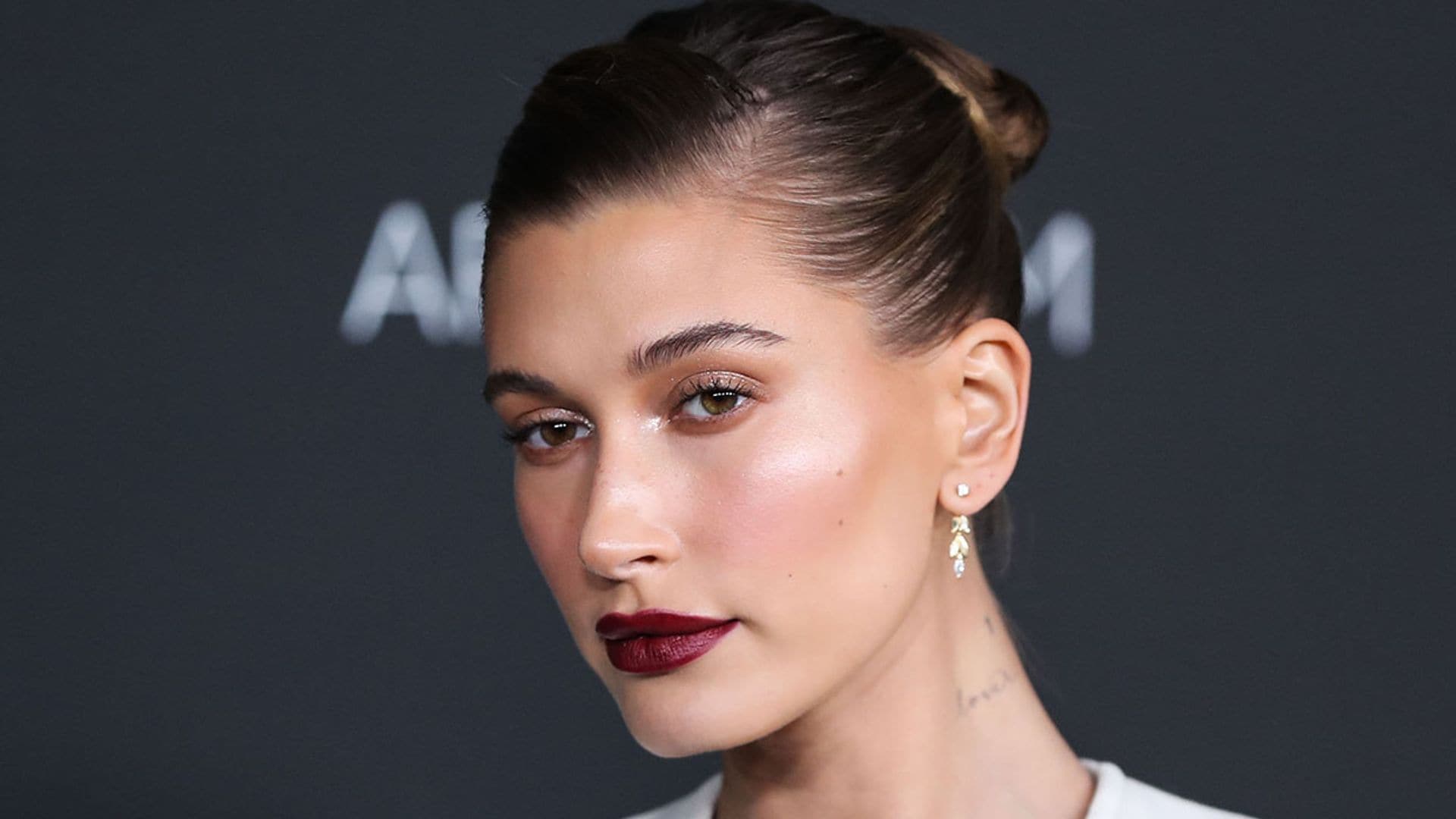 Hailey Baldwin se recupera tras haber sufrido un ictus