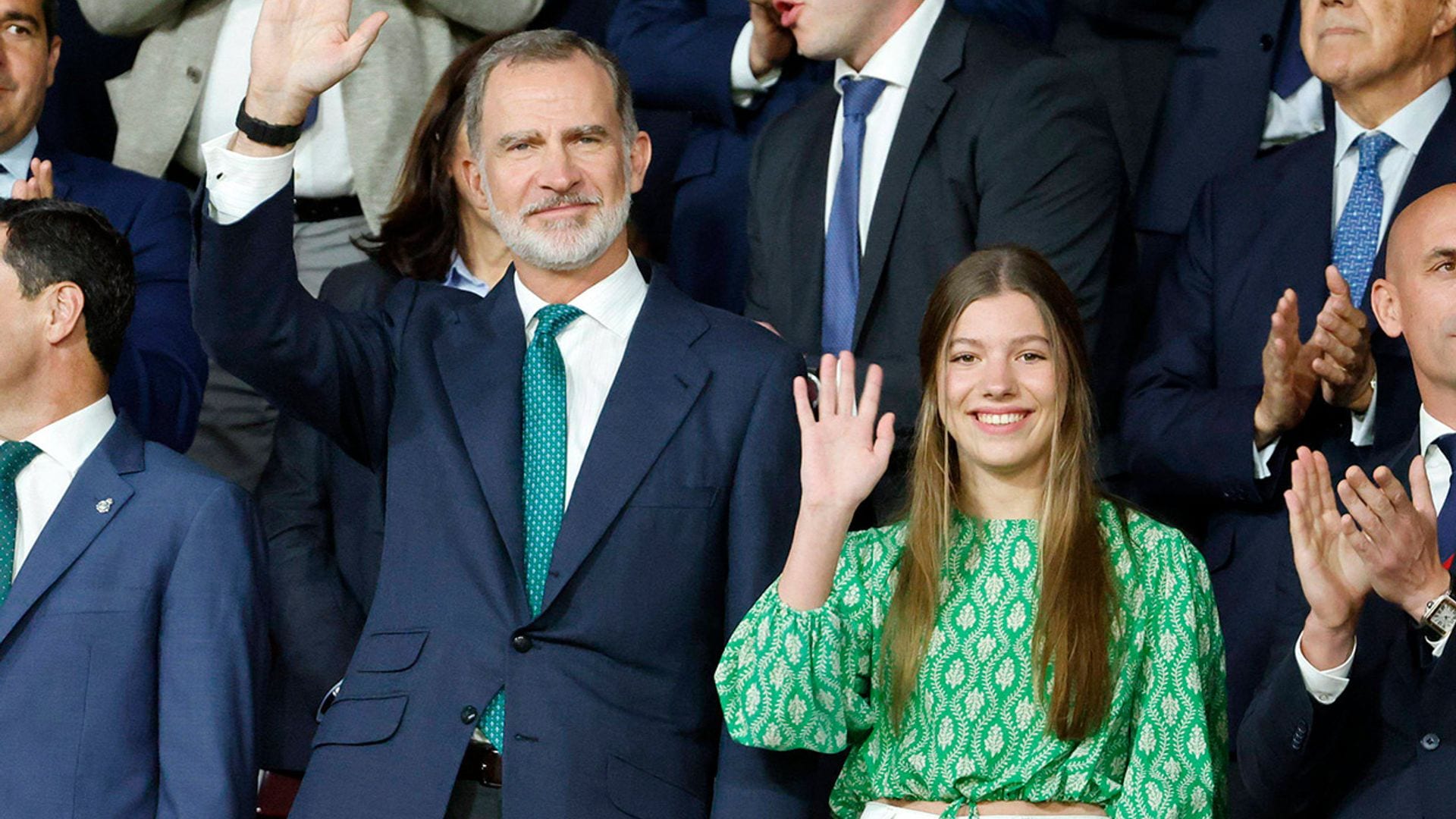 La infanta Sofía estrena el top estampado viral de Zara de menos de 30 euros