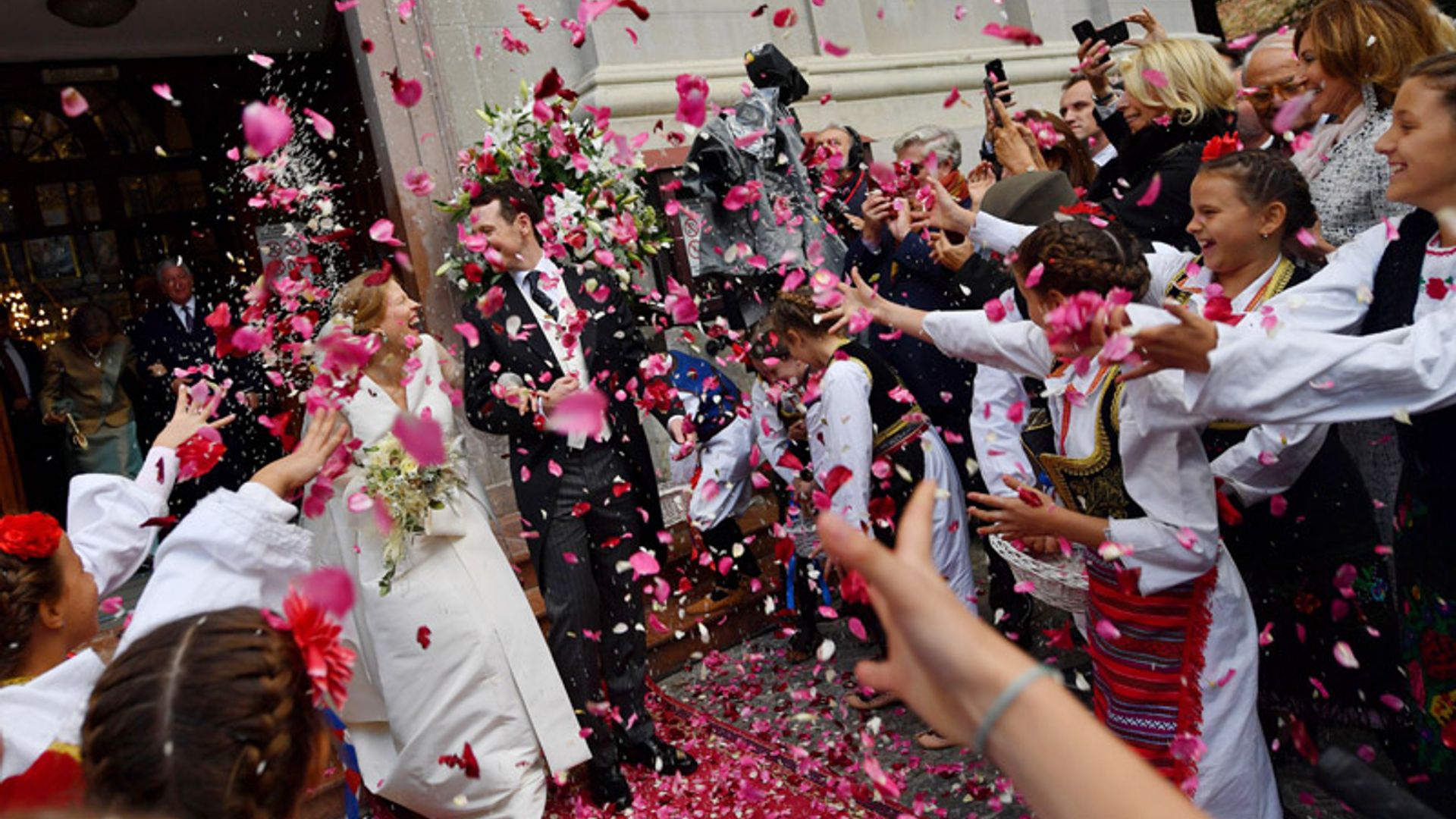 La reina Sofía, en la gran boda real de su ahijado, el príncipe Felipe de Serbia