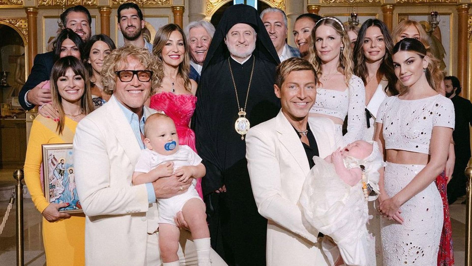 Padrinos multimillonarios, música en directo... Así fue el bautizo de los hijos de Peter Dundas que terminó con un fiestón