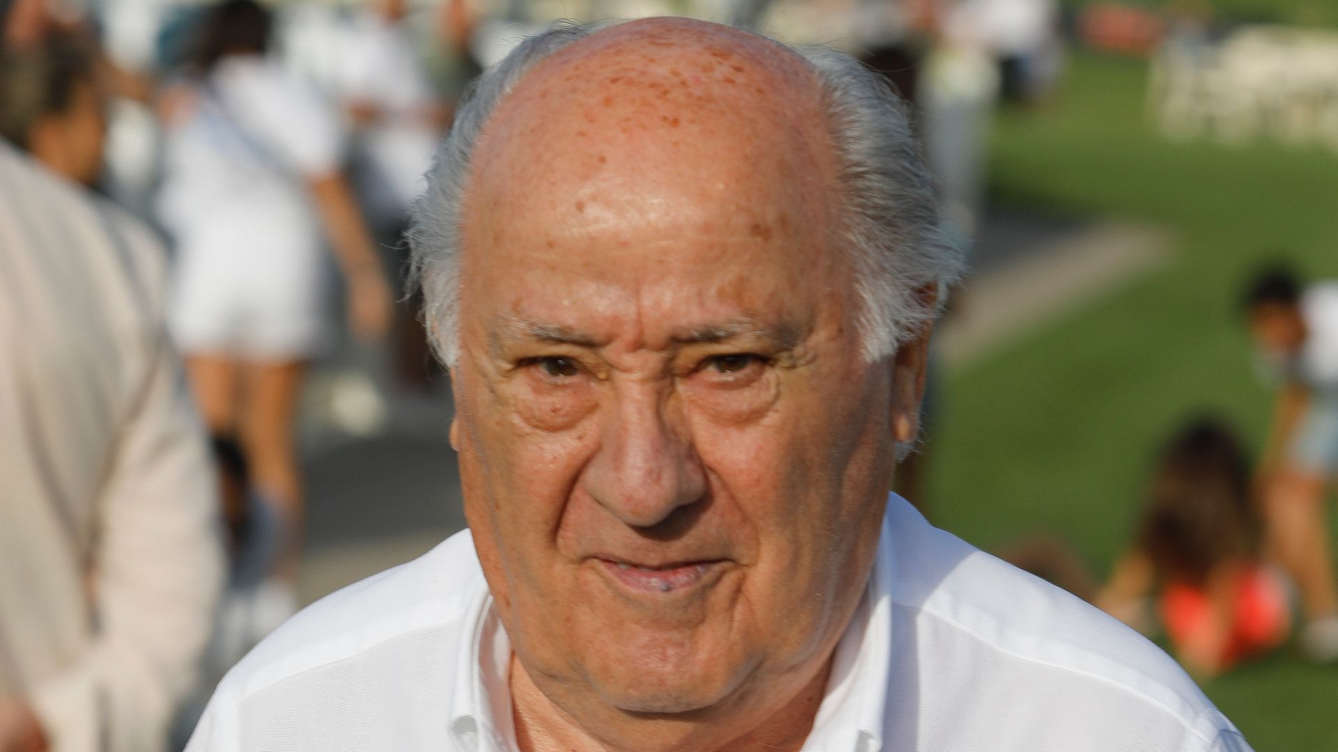 De Amancio Ortega a Florentino Pérez: las donaciones millonarias para ayudar a los afectados de la DANA