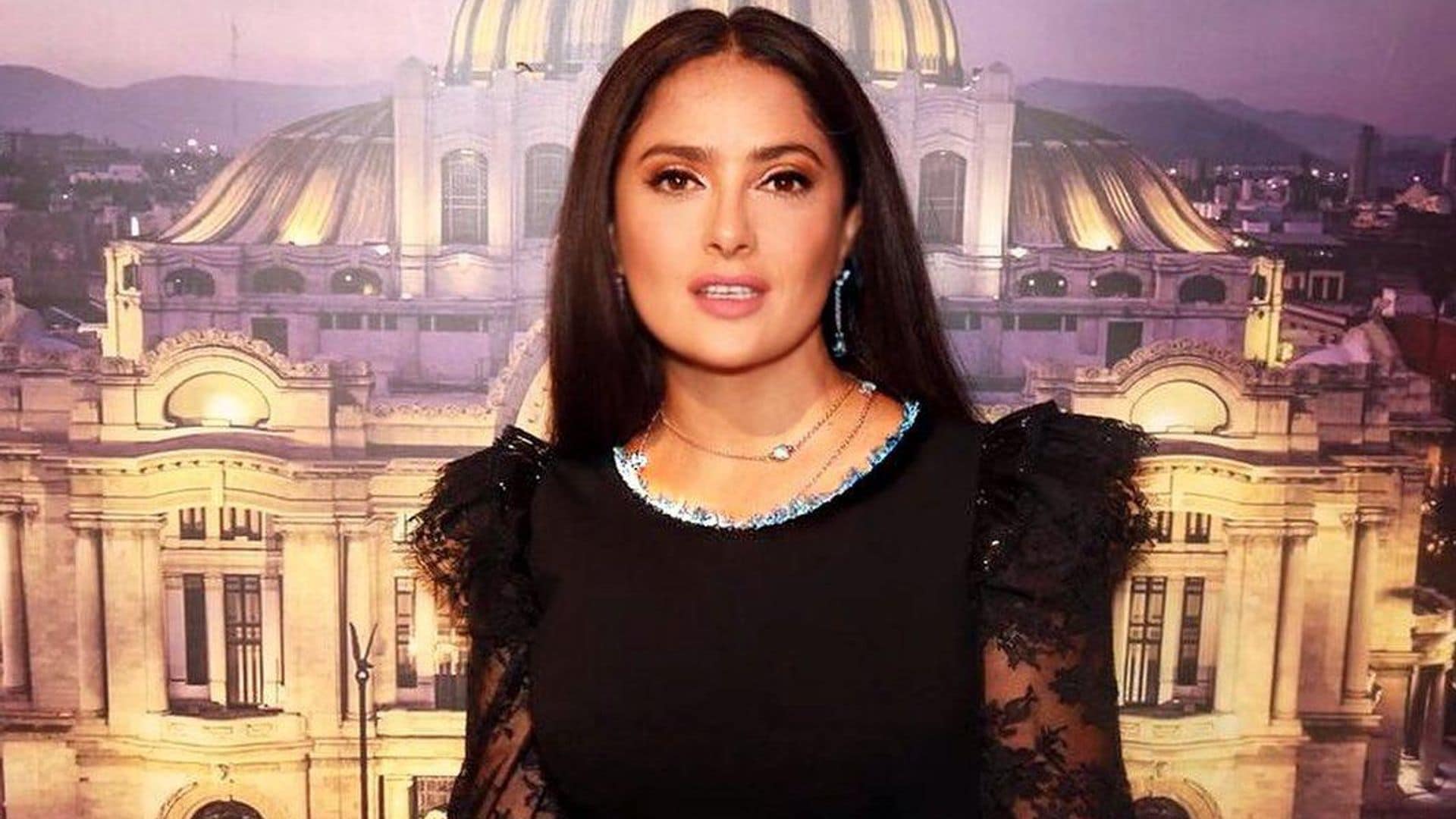 Salma Hayek y su divertida historia sobre su adolescencia y su desarrollo