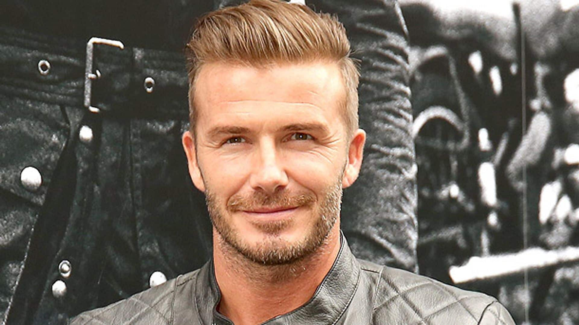 ¿Quieres ver cantar a David Beckham?