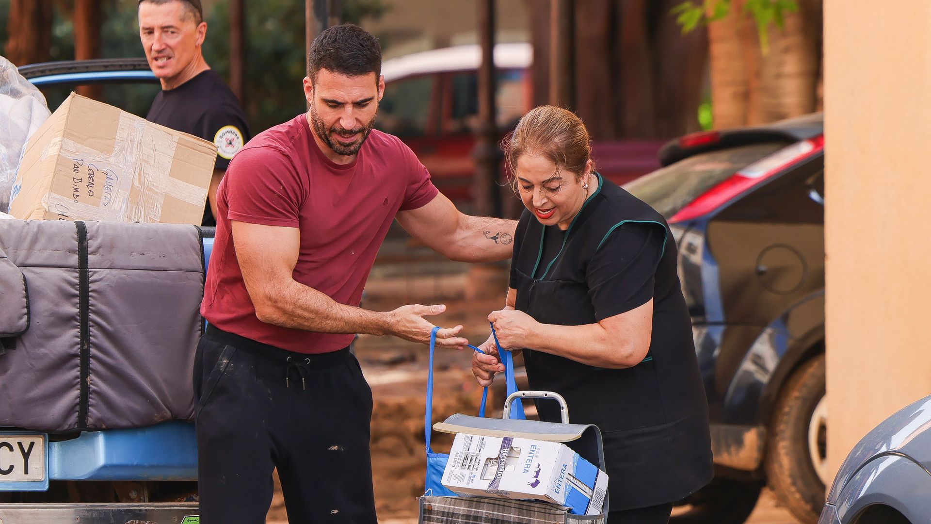 Miguel Ángel Silvestre, Aitana… toda ayuda es poca dos semanas después de la catástrofe