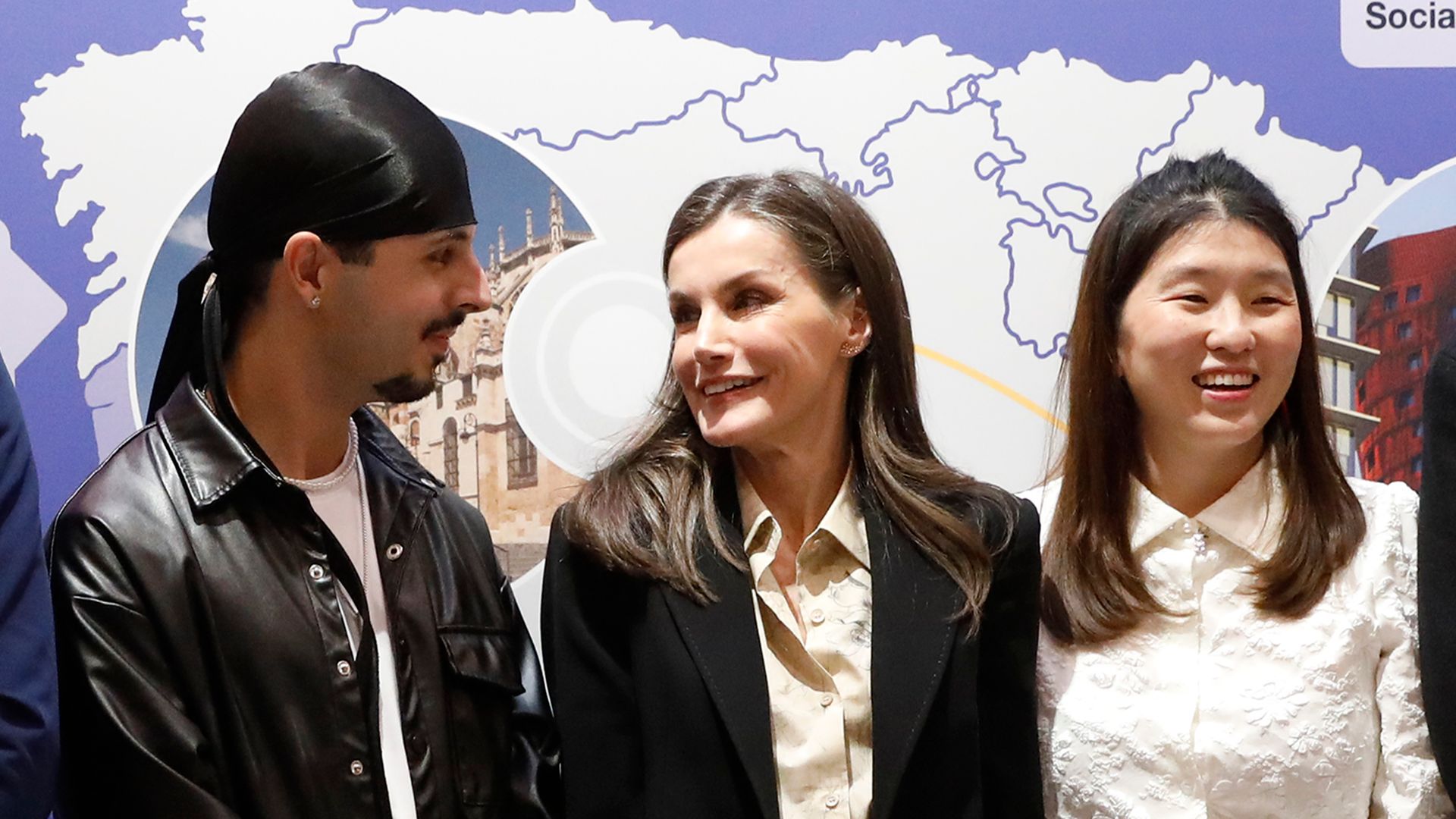 La reina Letizia, en Almería para premiar el talento artístico joven