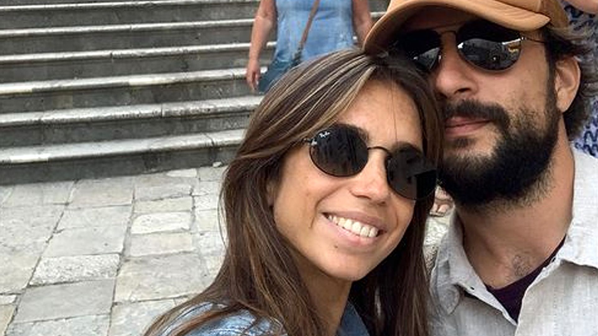 'Aquí empieza nuestro viaje', Elena Furiase y Gonzalo Sierra arrancan su luna de miel