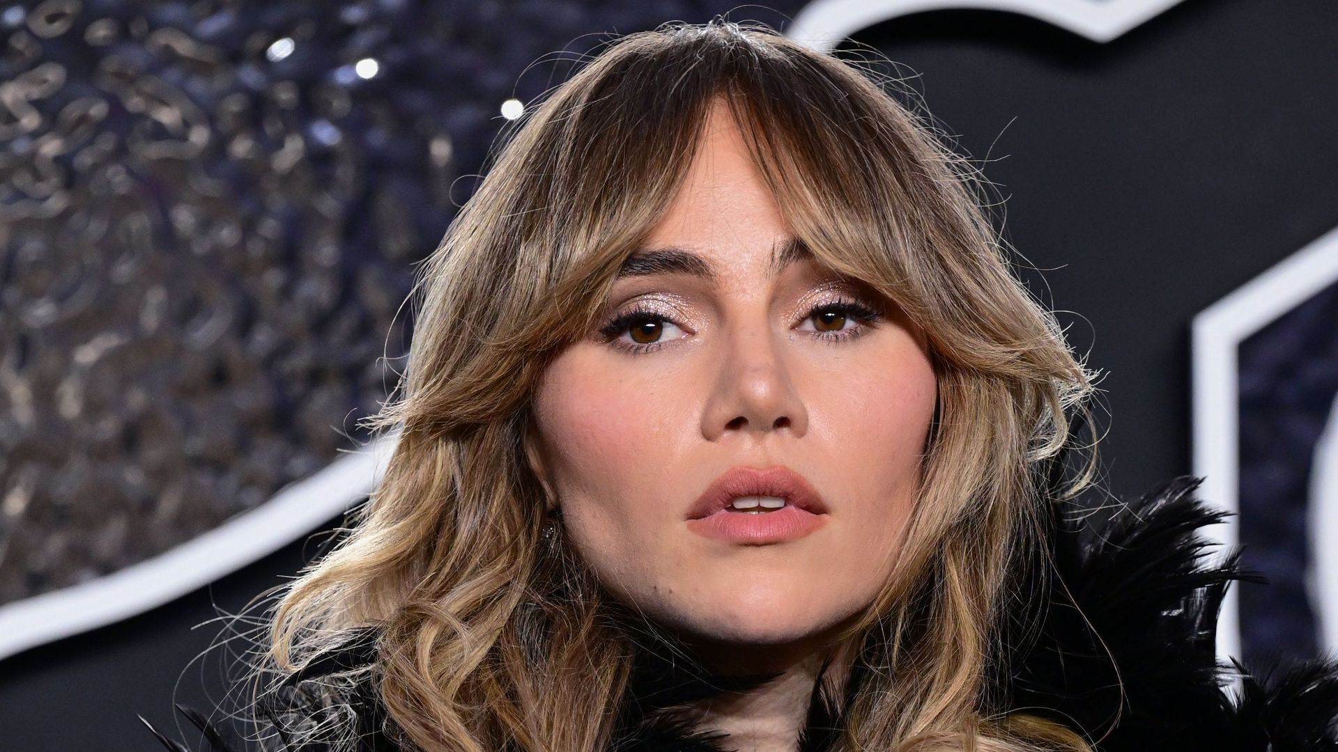 El maquillador de Suki Waterhouse nos revela sus trucos 'beauty' para lograr un resultado profesional