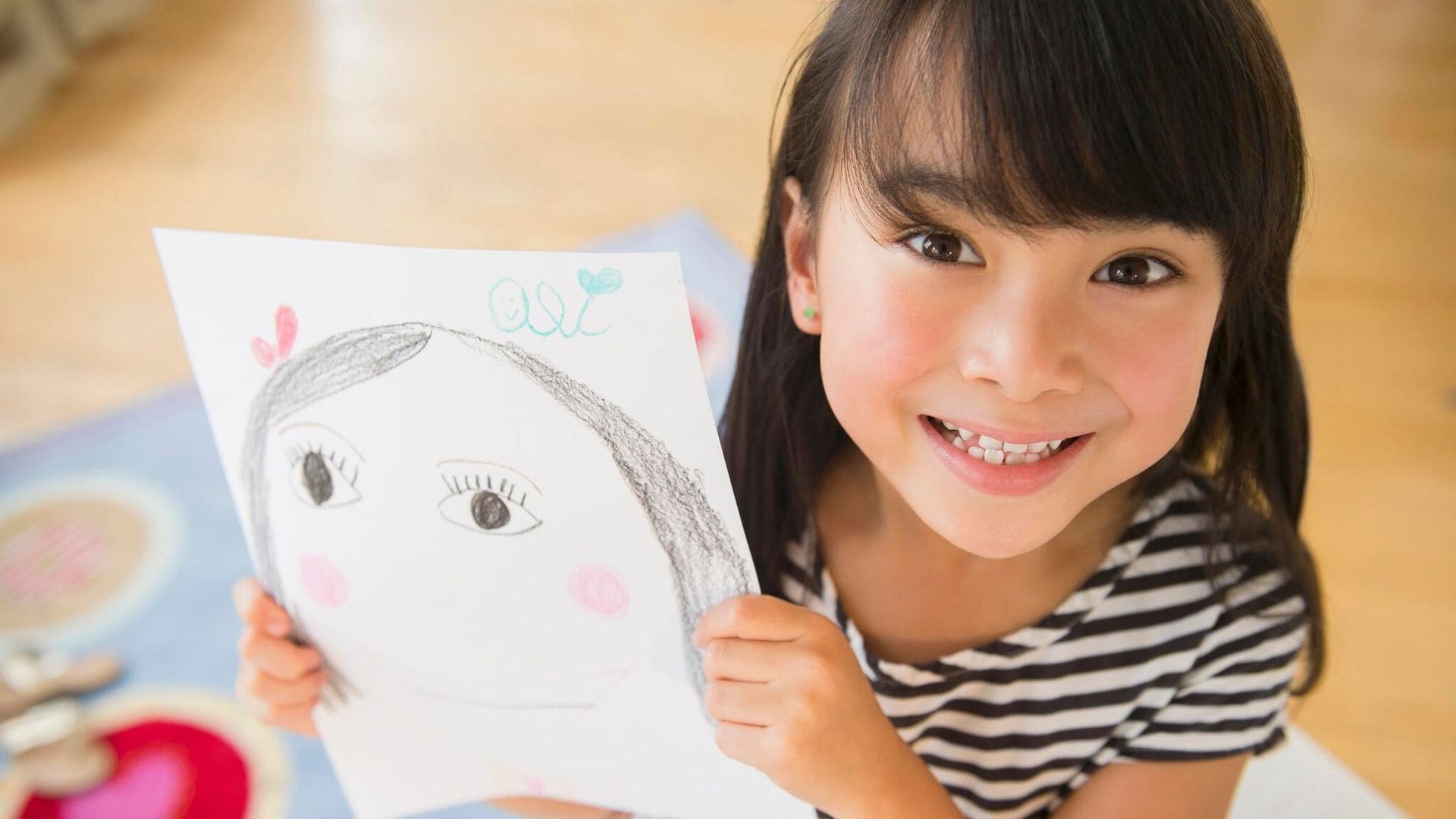 ¿Cómo enseñar a los niños más pequeños a dibujar y a los más mayores, a mejorar su técnica?