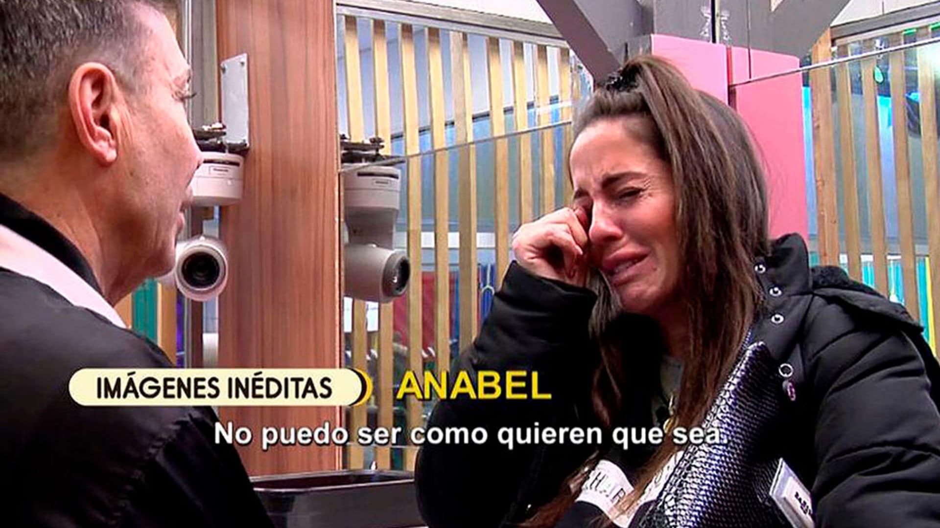 Anabel Pantoja se derrumba tras la visita de Kiko Hernández a la casa de Gran Hermano