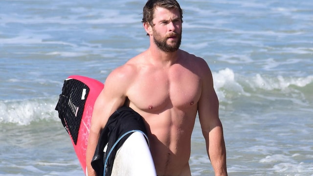 chris hemsworth surfing