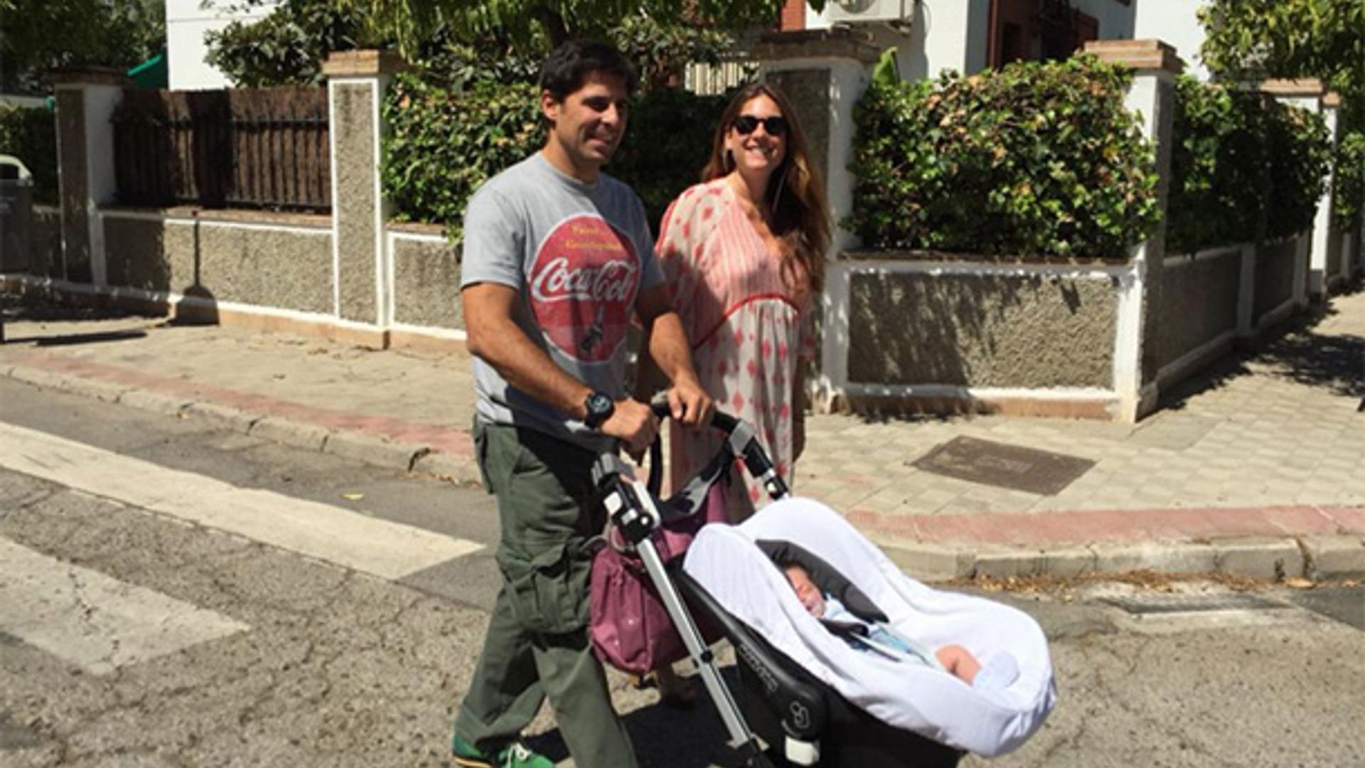 Francisco Rivera y Lourdes Montes nos regalan su primer paseo con Carmen