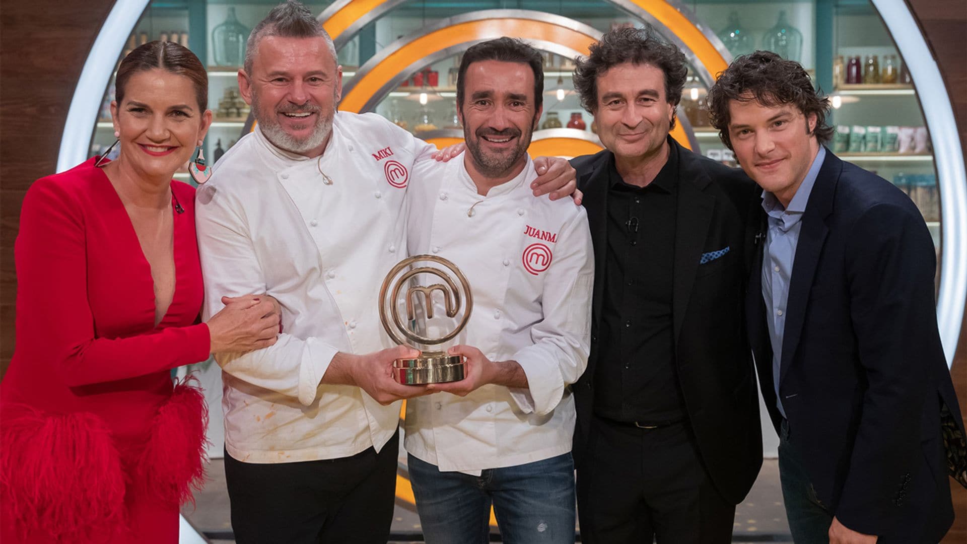 El momento más surrealista de la final de 'MasterChef': Miki Nadal estuvo 20 años casado con su cuñada... ¡sin saberlo!