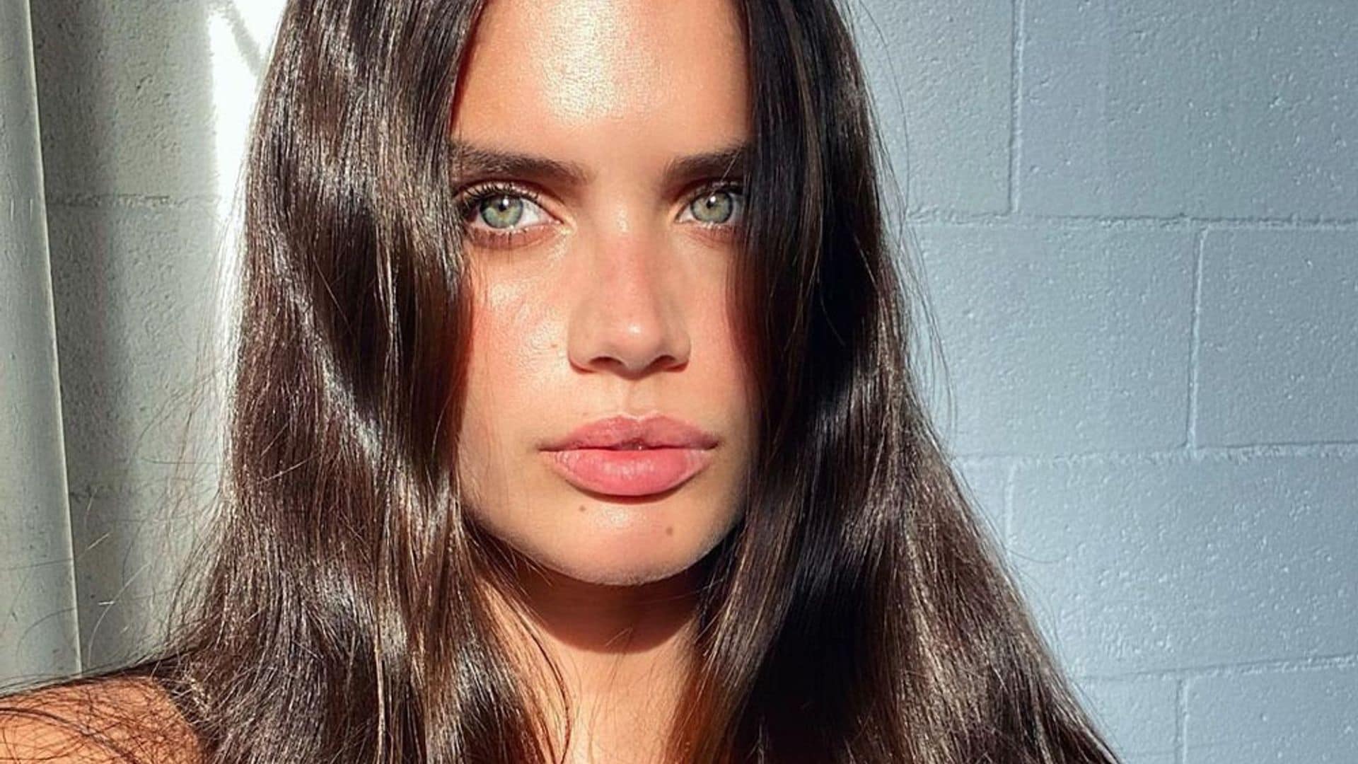 Sara Sampaio triunfa con esta foto de su infancia en el reto viral del momento