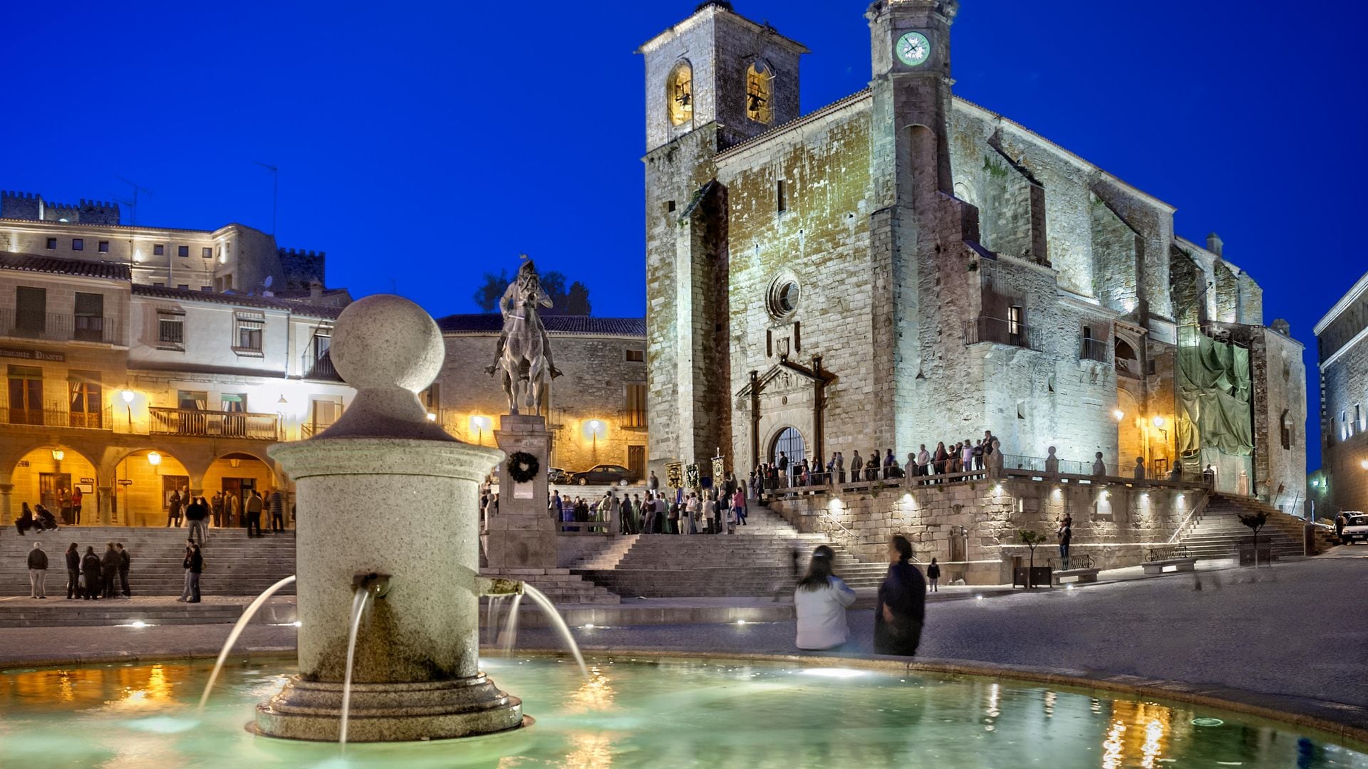 ¿Conoces estos pueblos de Cáceres? Empápate de vida rural