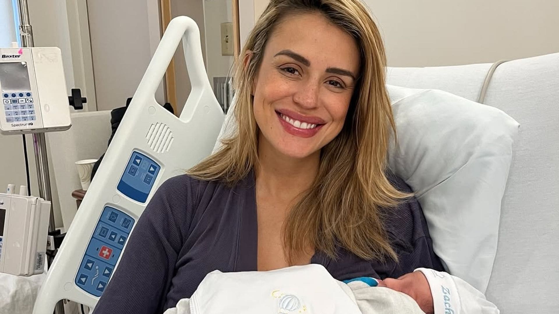 Carolina Sarassa anuncia el nacimiento de su tercer hijo: 'El bebé se nos adelantó'