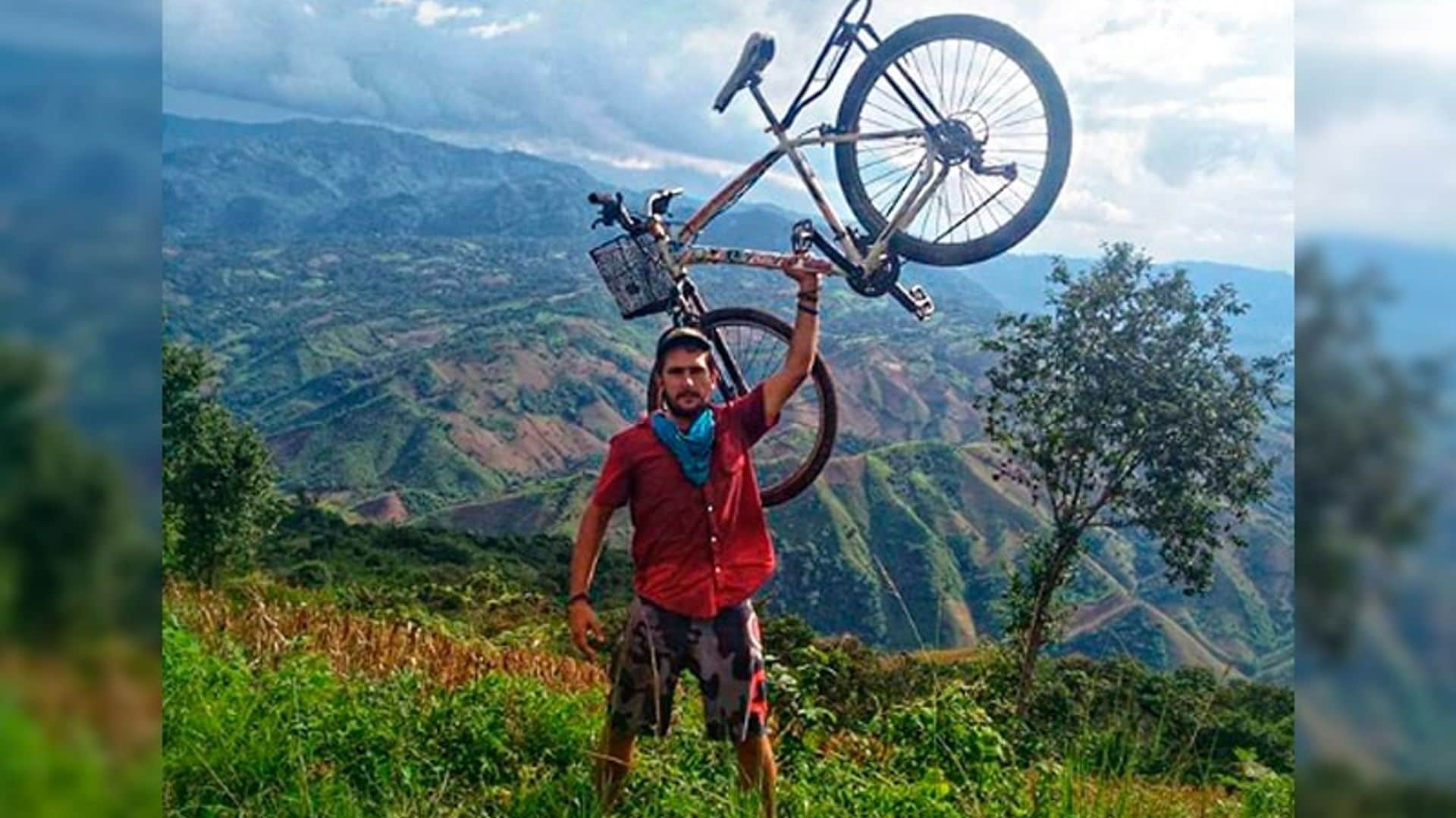 El chico que está recorriendo América en bicicleta, está pasando justamente por México