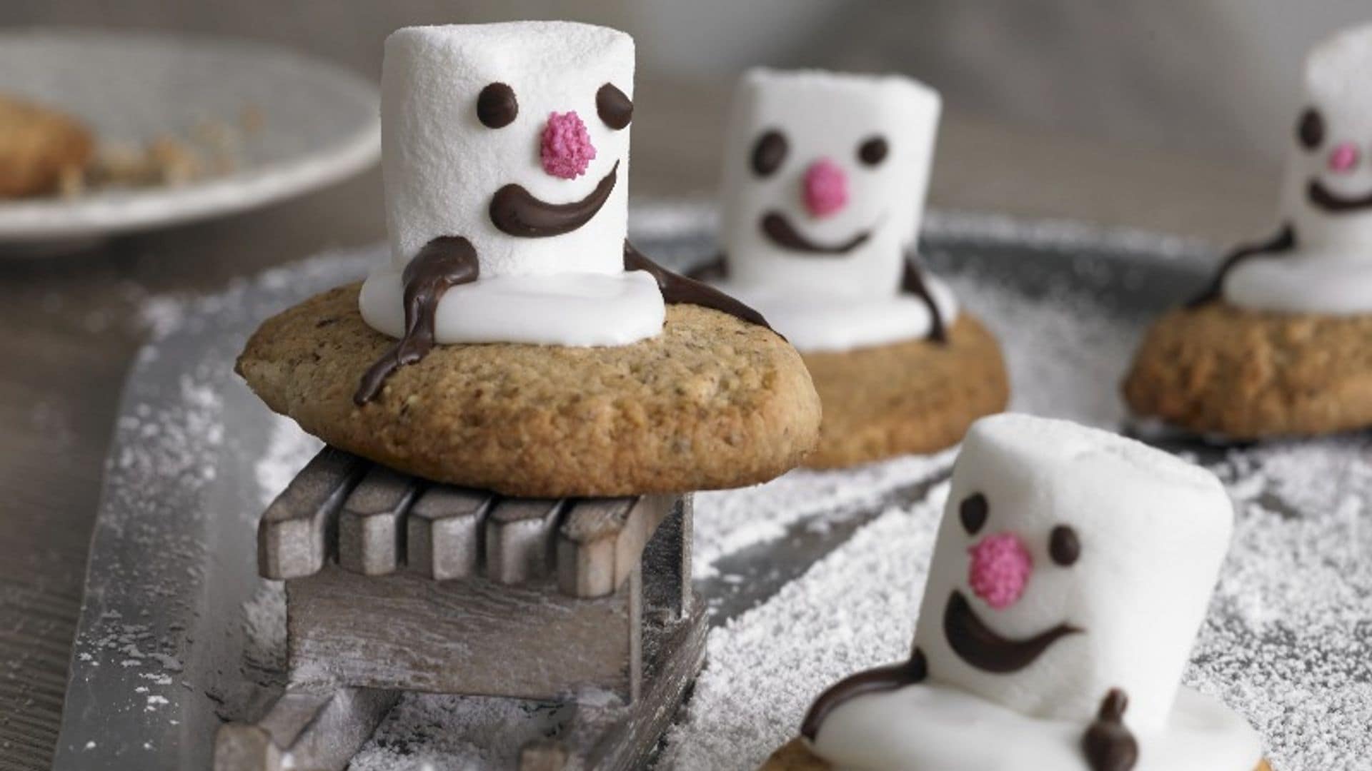 Galletas con pepitas de chocolate y 'marshmallows'