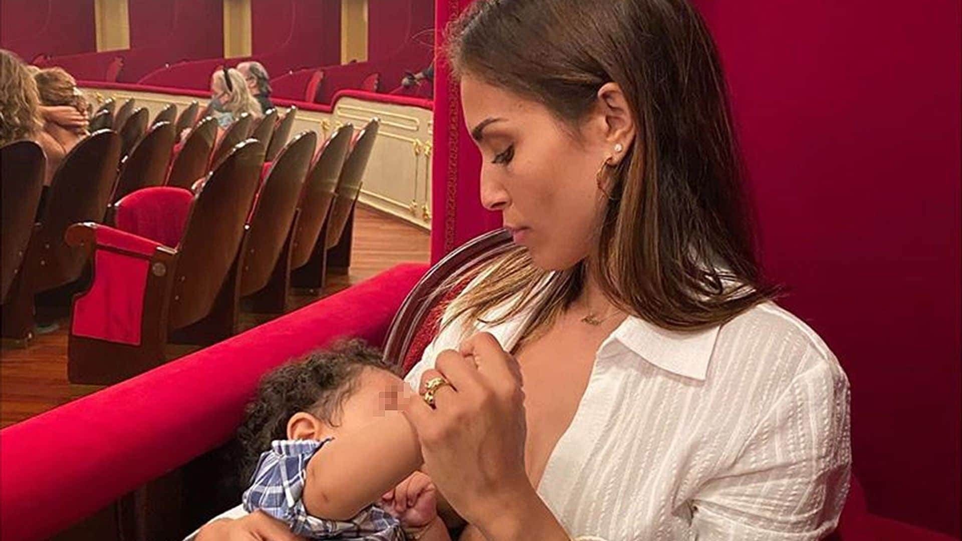 Hiba Abouk cumple uno de sus sueños con su hijo Amín