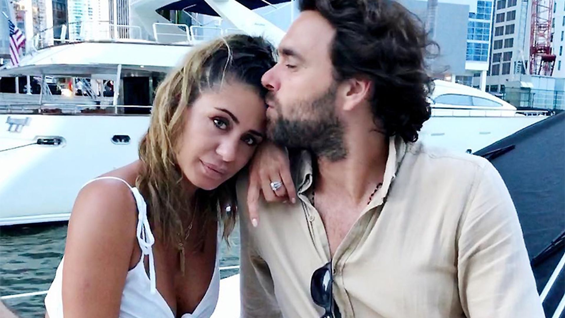 Elena Tablada y Javier Ungría, días de amor y mar antes de su boda