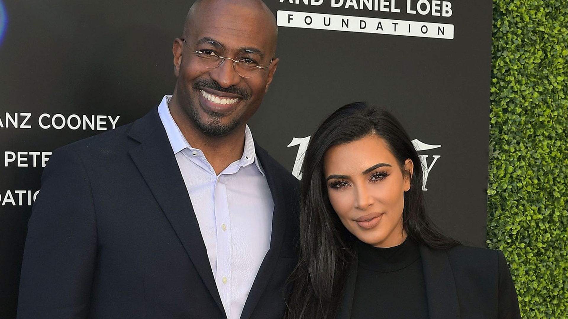 Presentador, abogado, activista... ¿Quién es Van Jones, el hombre al que relacionan con Kim Kardashian?