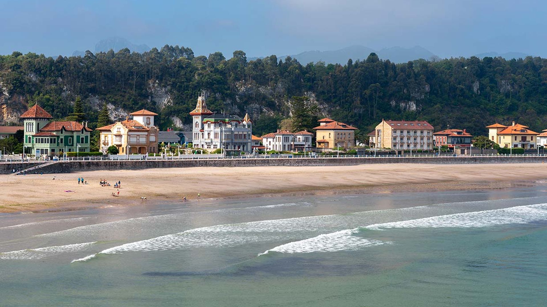 ¿Sabes decirnos en qué pueblo marinero de la costa española estamos?