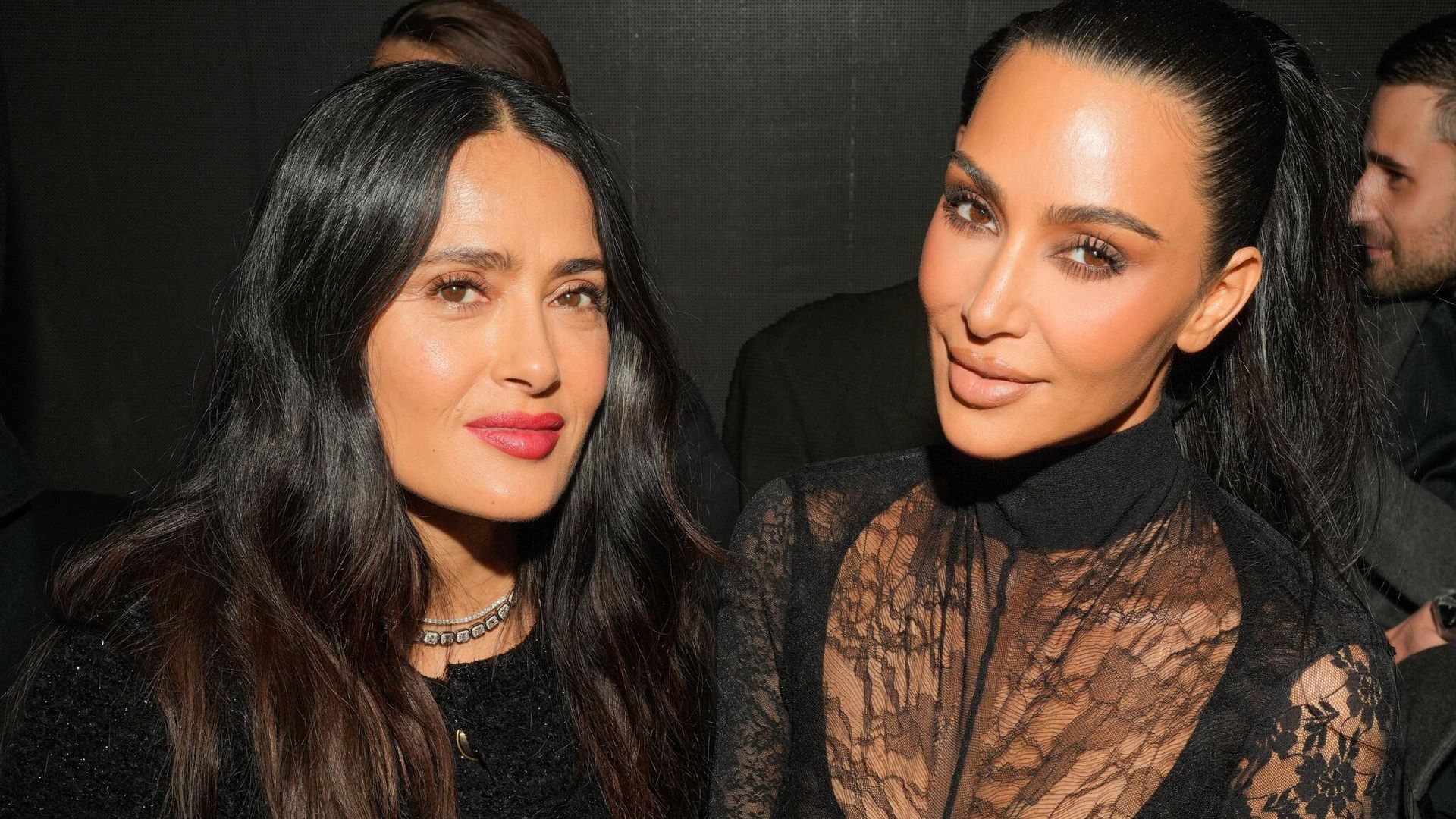 Cómplices y divertidas, Salma Hayek y Kim Kardashian disfrutan de su encuentro en París