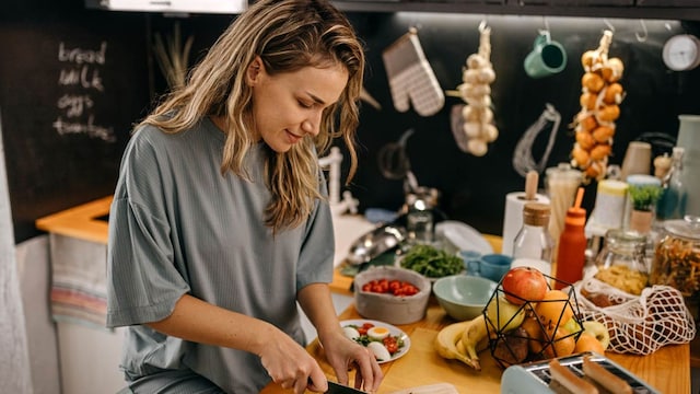 getty mujer comida sana