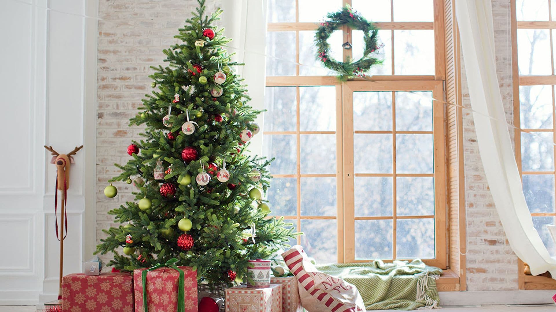 5 árboles de Navidad naturales que son perfectos para decorar tu casa