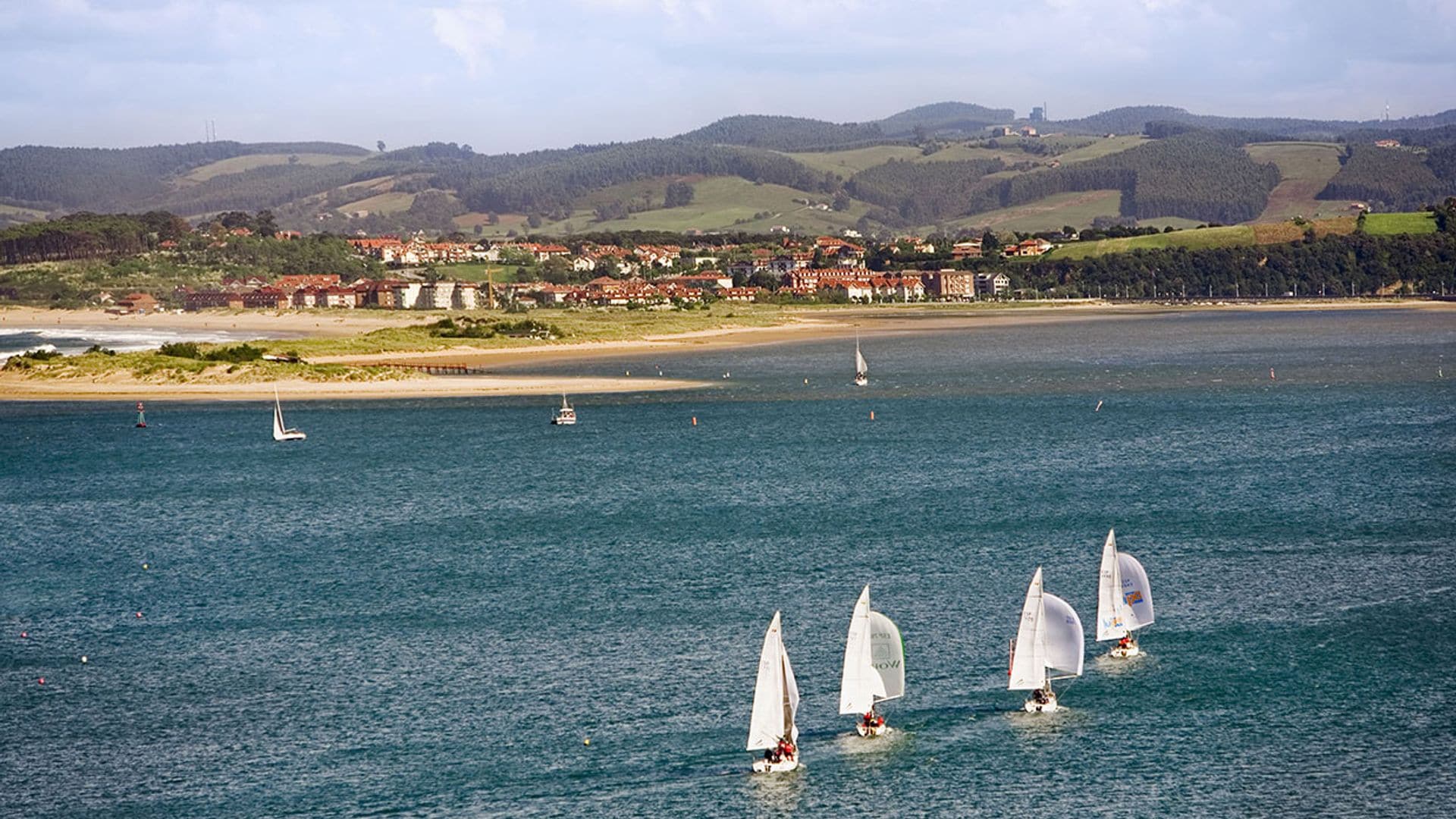 Playa, surf y alta cocina en torno a Somo, la zona más exclusiva de Cantabria