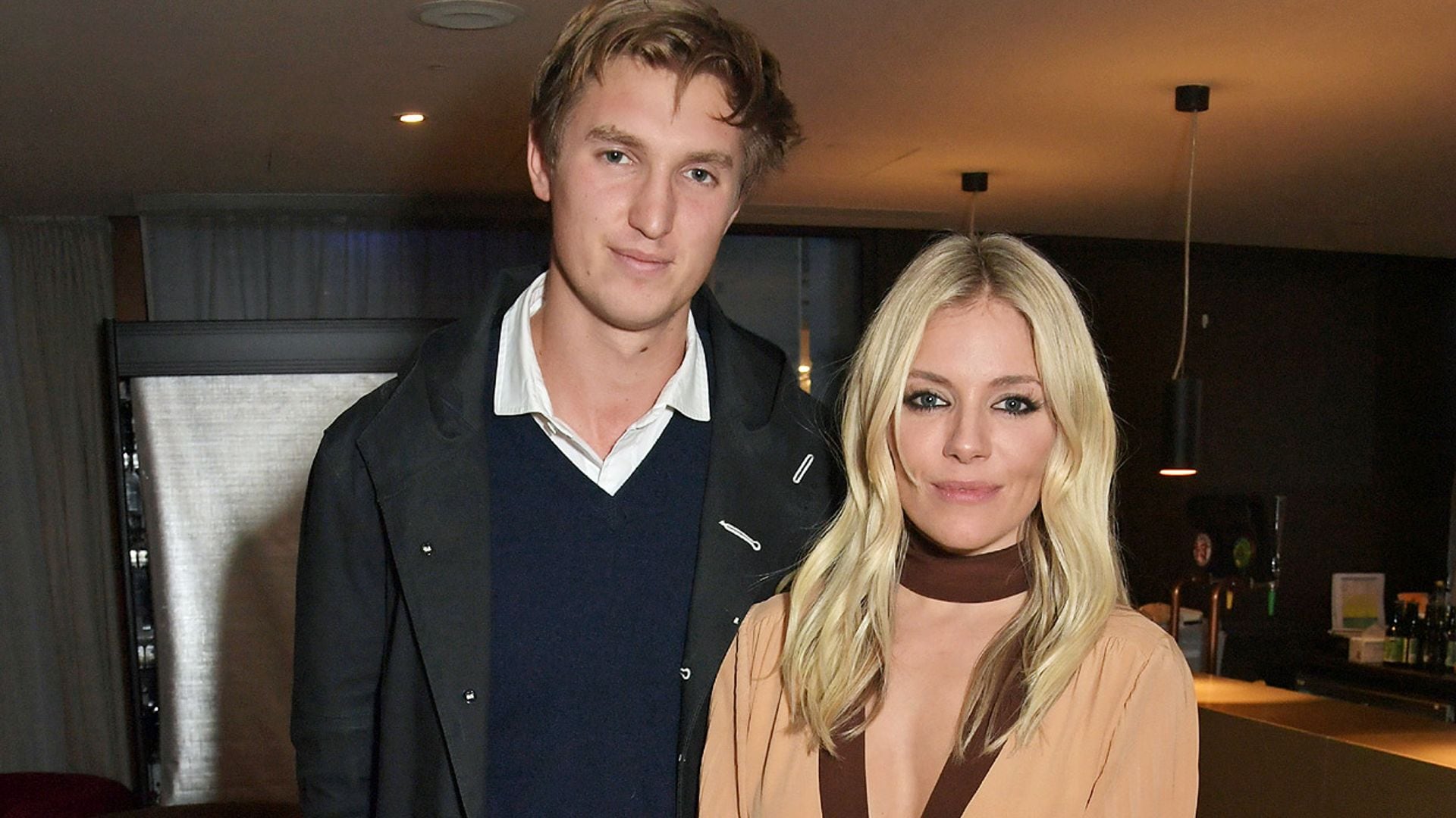 ¿Se ha comprometido Sienna Miller?