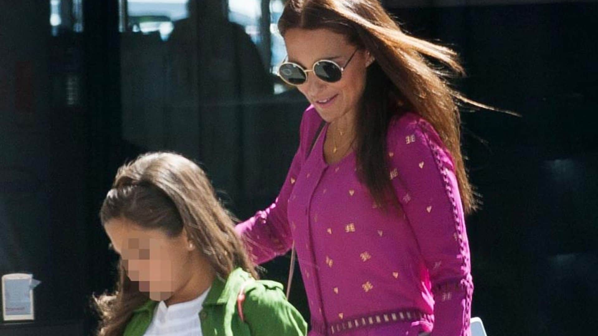 Paula Echevarría se lleva a su hija Daniella al trabajo, mientras continúa la polémica en torno a David Bustamante