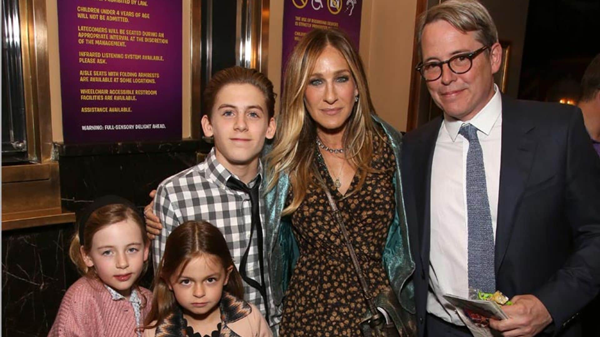 ¡Con mamá a Broadway! El debut de las hijas de Sarah Jessica Parker en la alfombra roja