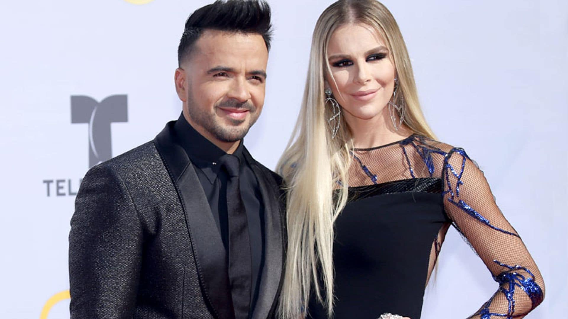 Transparencias y calzado español, el acierto de Águeda López para festejar el éxito de Luis Fonsi