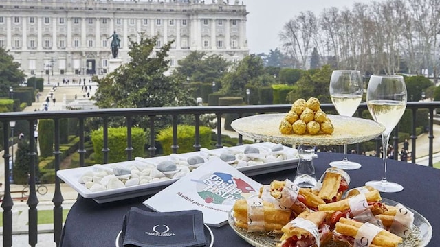 catering de ramon freixa en la terraza del teatro real