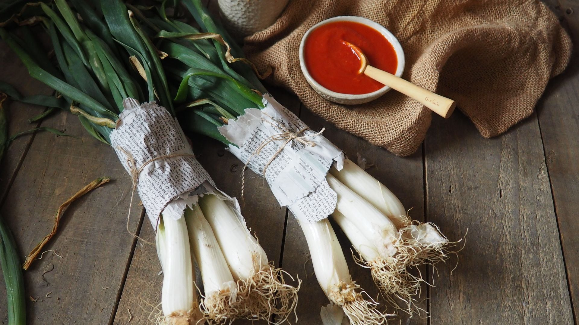 'Calçots' al horno: disfruta en casa de la tradición catalana