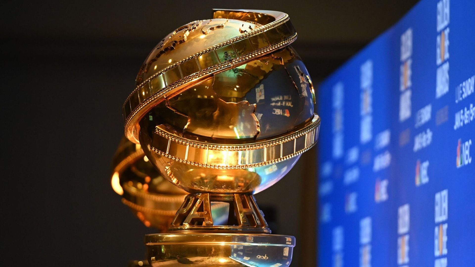 the 2021 golden globes to be bicoastal for the first time